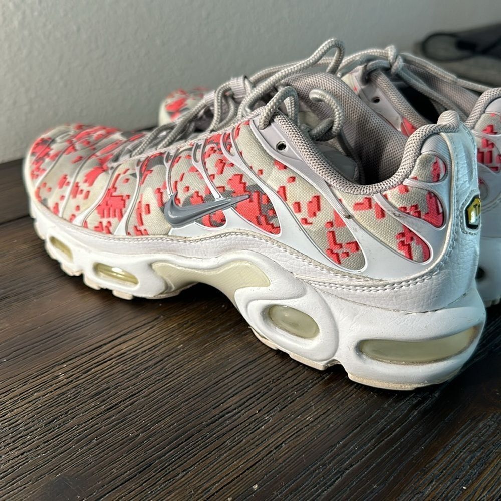 Nike WMNS AIR MAX PLUS C 'GUNSMOKE' sz7